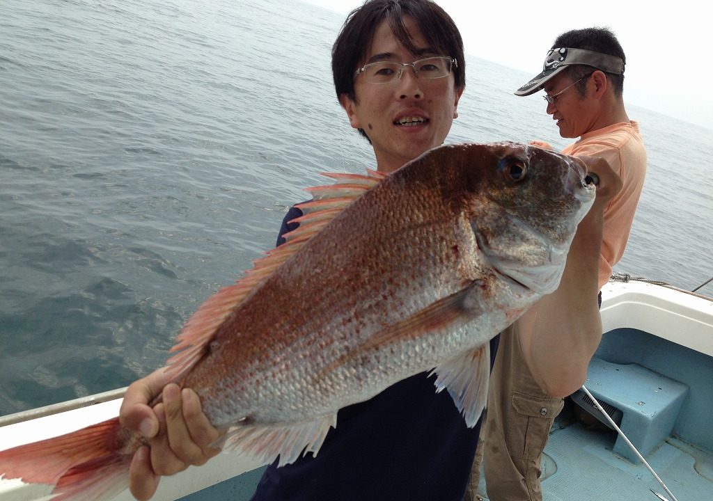 落とし込み釣り徹底攻略 徳島県伊島沖でドスンと大物を釣り上げよう